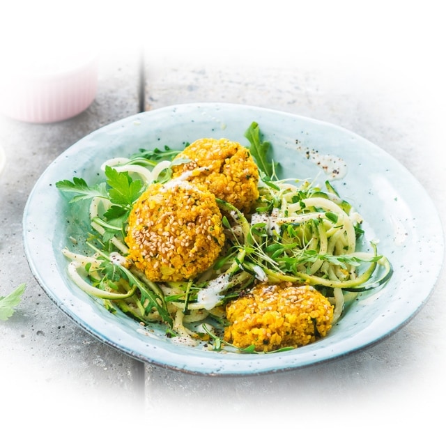 Galettes de carottes avec des graines de sésame